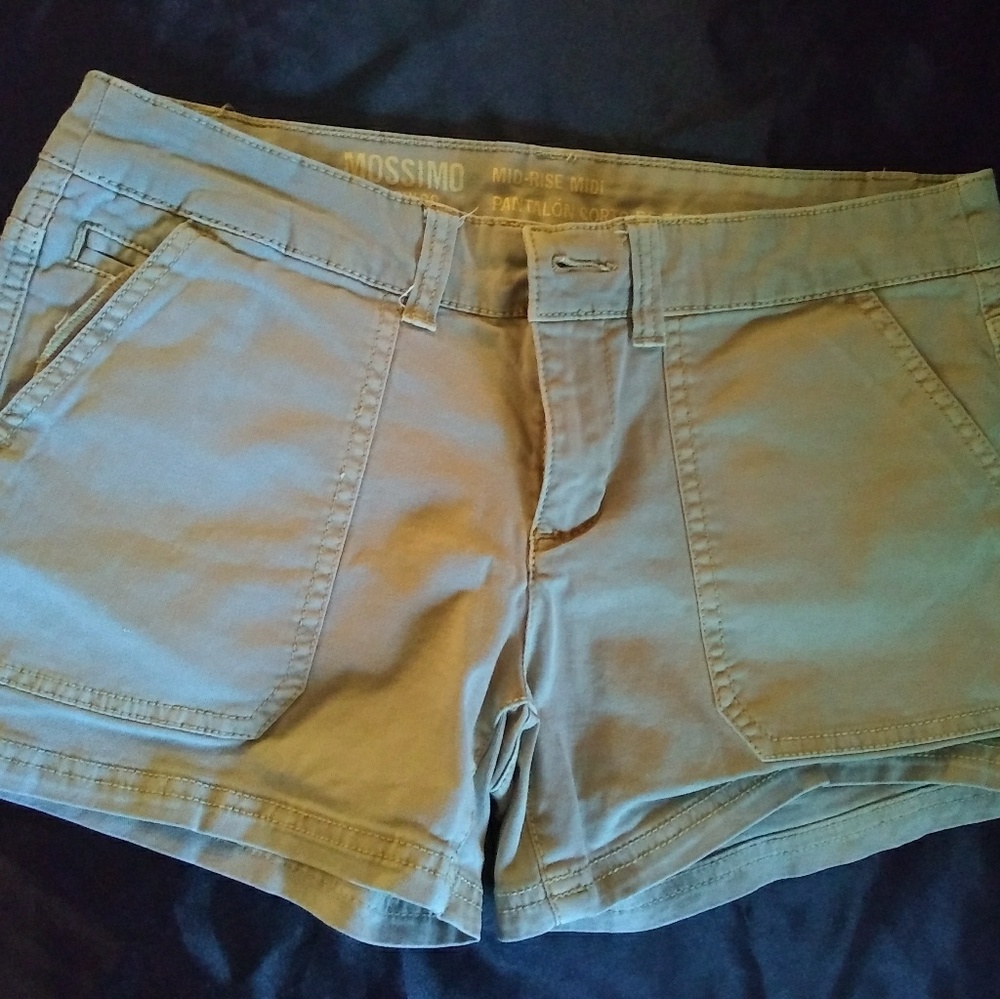 Tan cargo Shorts size 4